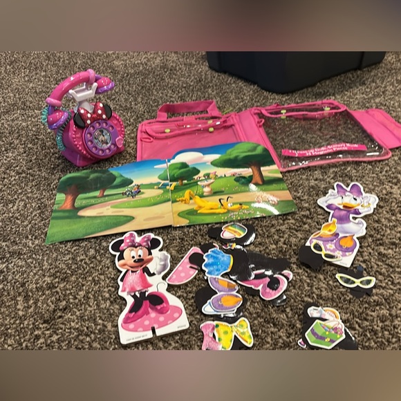 Minnie Mouse lot - Picture 1 of 1